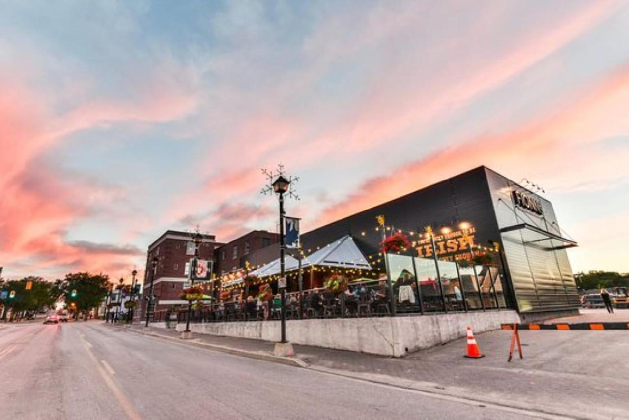 The Champlain Waterfront Hotel Ascend Hotel Collection Orillia Exterior foto
