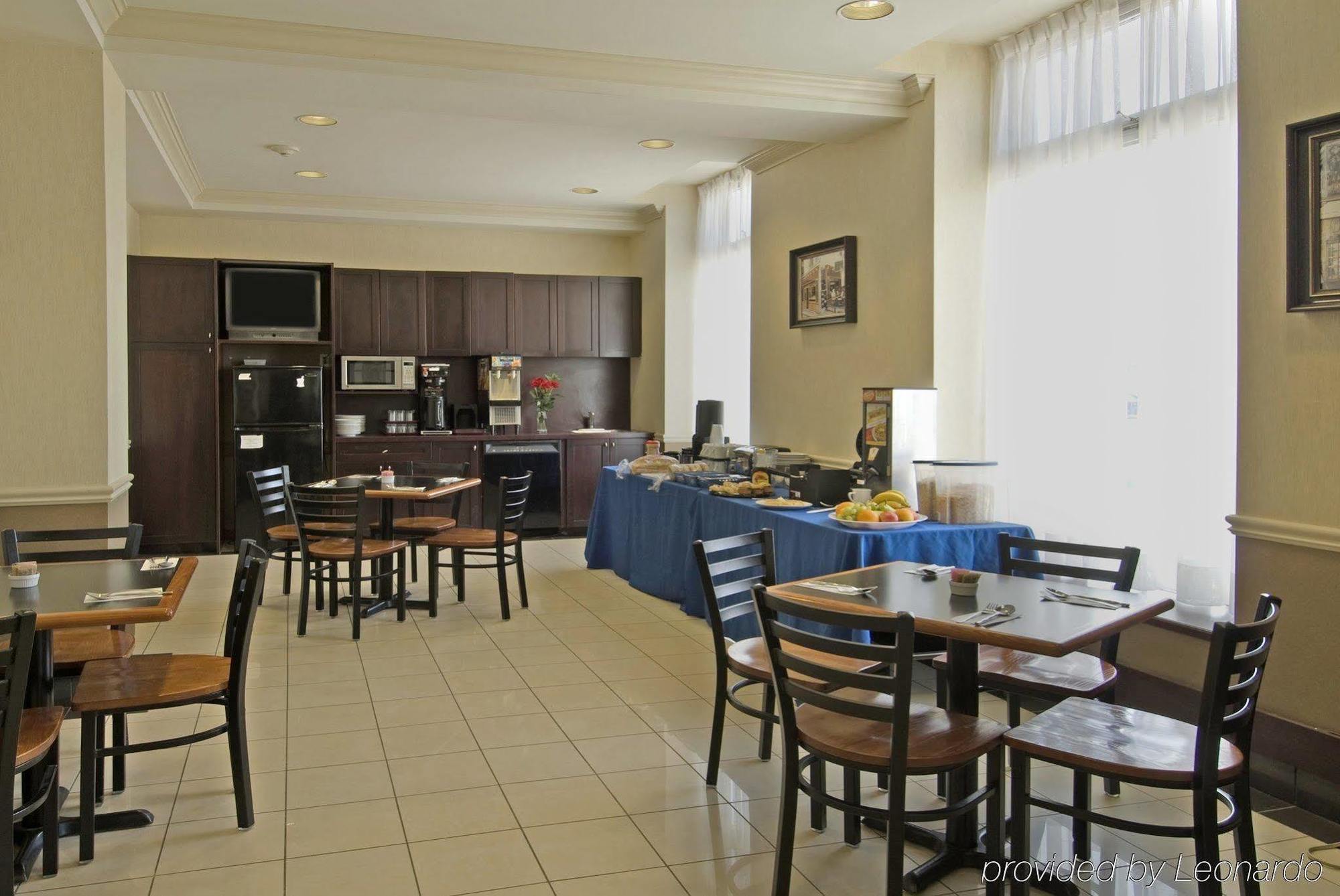 The Champlain Waterfront Hotel Ascend Hotel Collection Orillia Restaurante foto